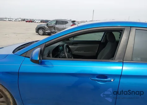 2017 Hyundai Elantra Se z USA, uszkodzony, nr VIN 5NPD84LF1HH021018